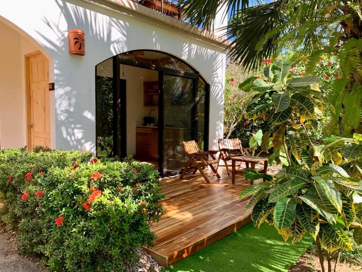 Hotel Cantarana Playa Grande Exterior photo
